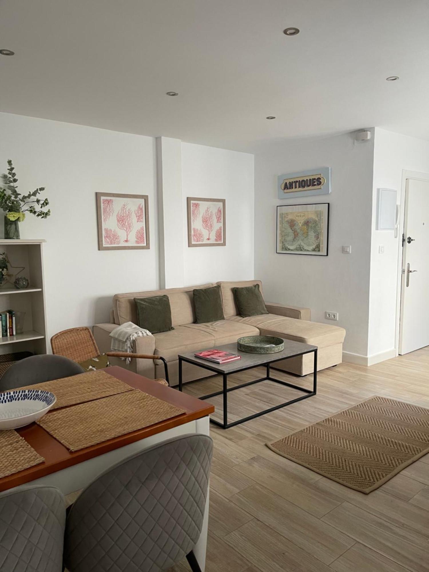 Apartamentos La Higuera 1 Rota Bagian luar foto